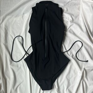 TA3 Sleeveless Surfy